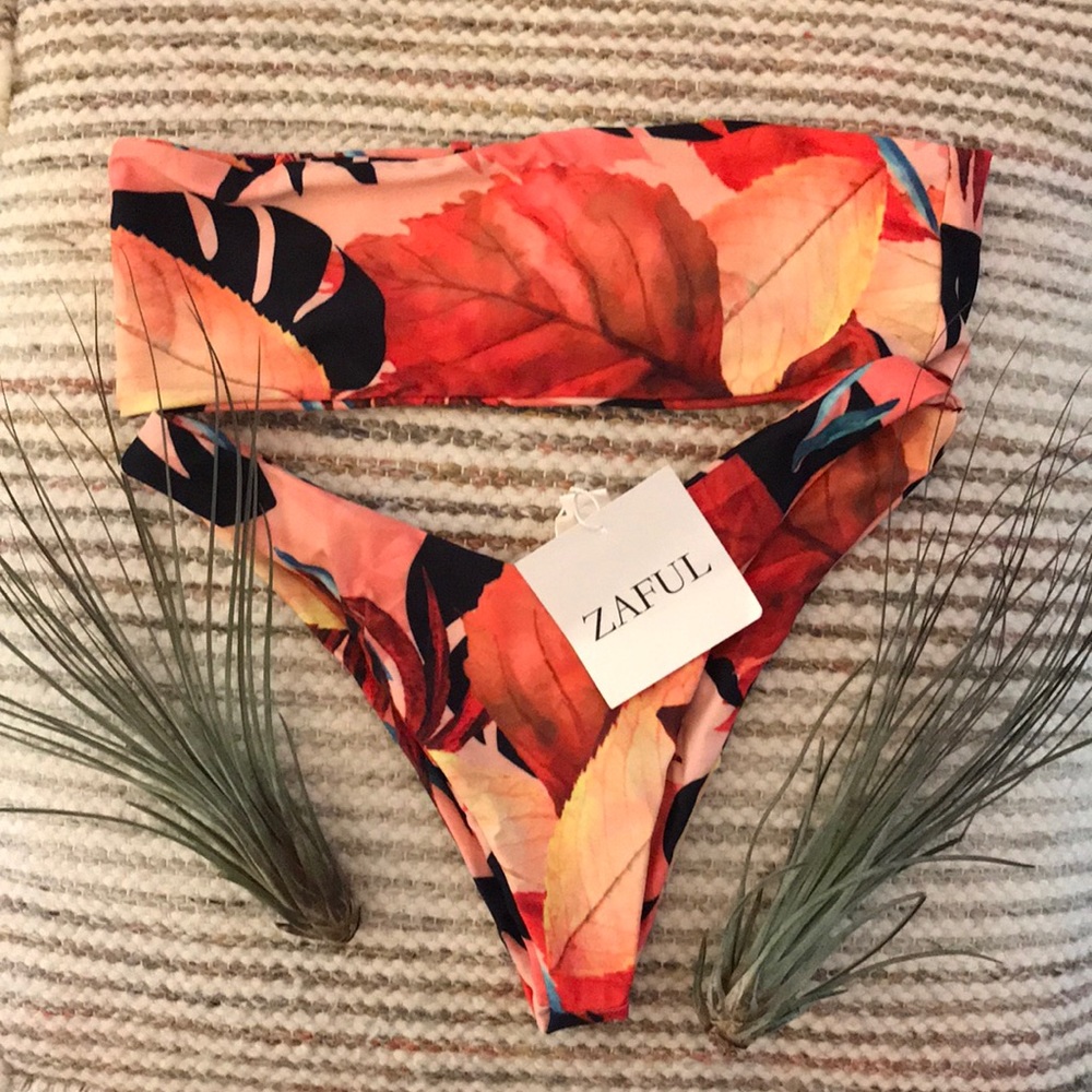 Tropical Leaf print bikini